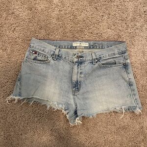 Cutoff Jean shorts